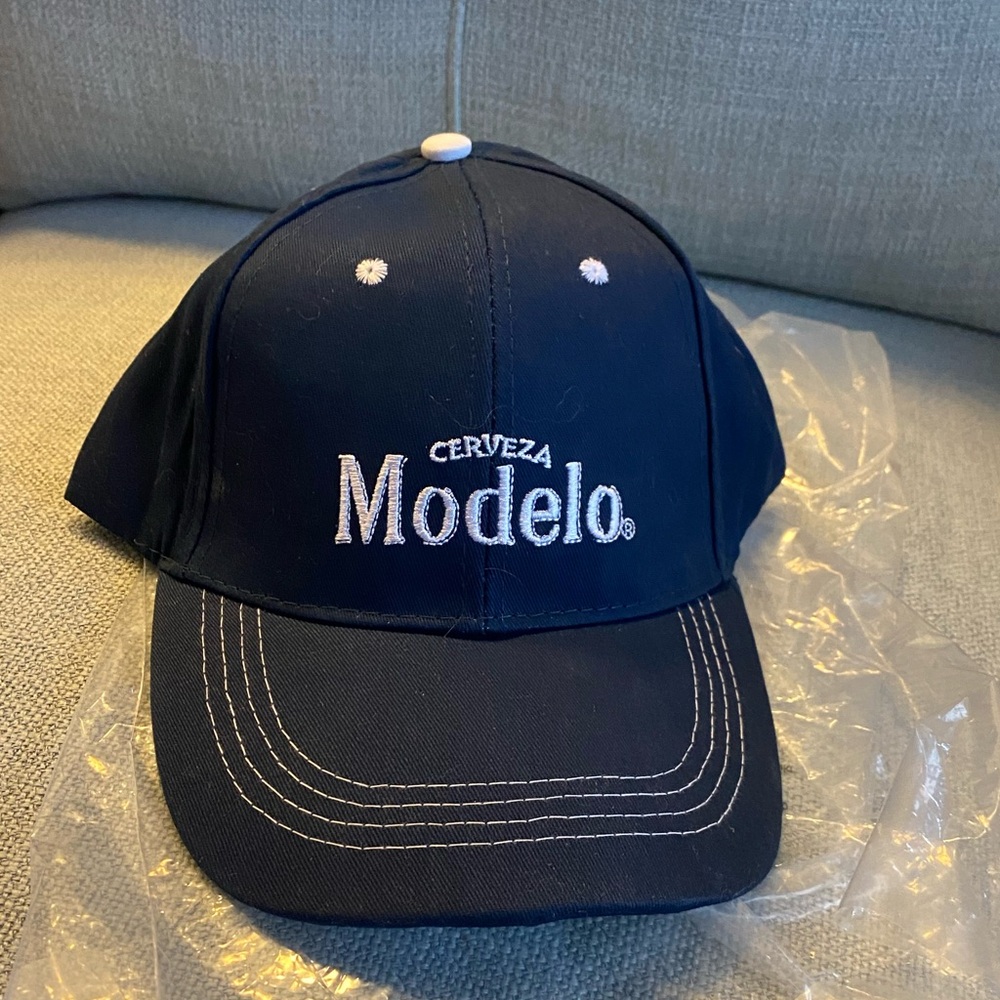 Cerveza Modelo ball cap with embroidered  emblem NWOT